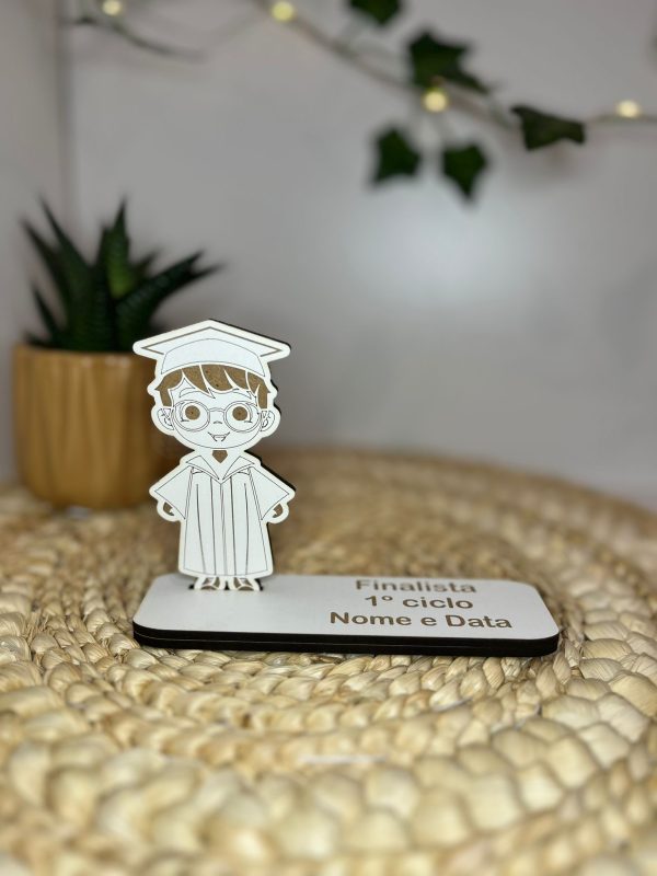 Lembrança de Fim de Ano Letivo em MDF Personalizada: Celebre as Conquistas com Estilo