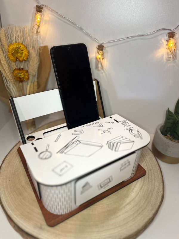 Organizador de Secretária com Suporte de Telemóvel Personalizado em MDF
