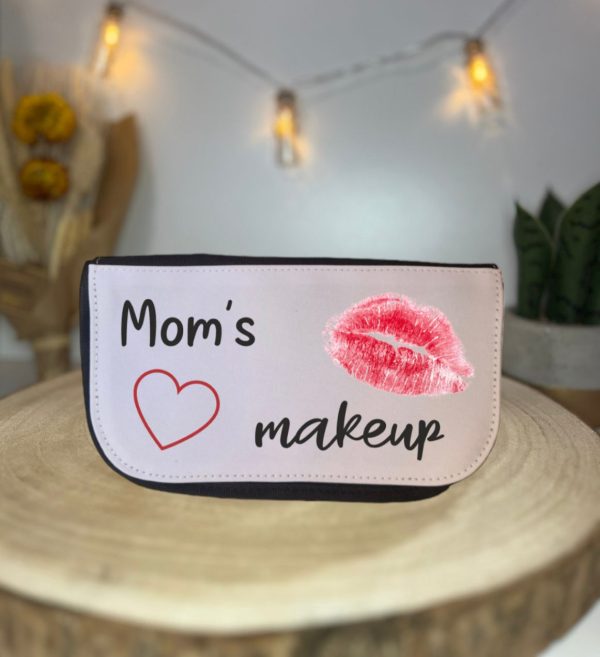 "Bolsa de Maquiagem Personalizada: Organize com Estilo!"