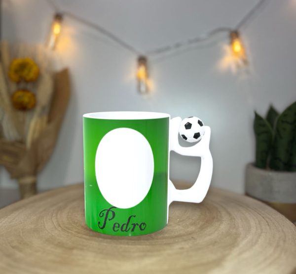 Canecas de Futebol com Alça com Bola. O Presente Perfeito para os Fãs