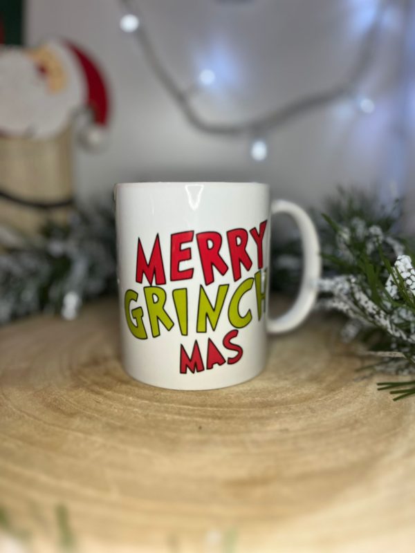 Caneca do Grinch Natal Personalizável - A Diversão Natalícia que Faltava! - Image 5