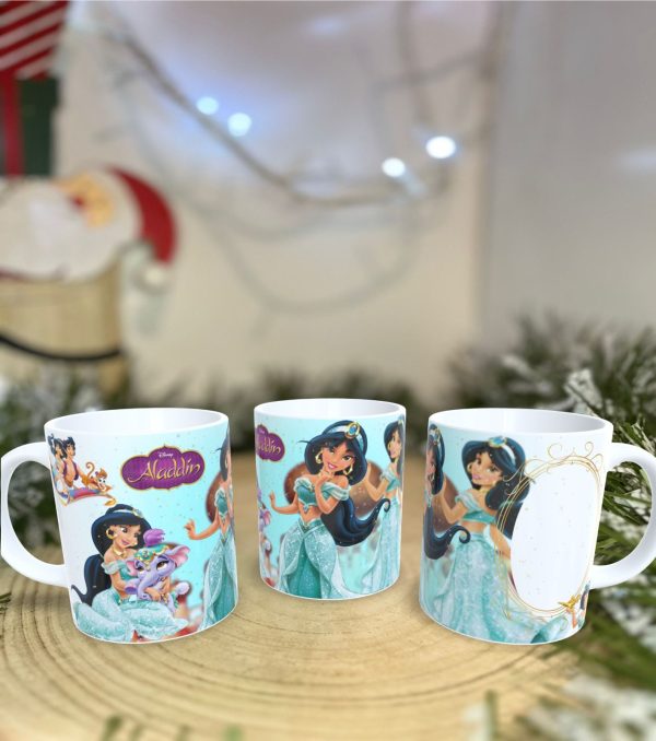 Caneca das Princesas Personalizável - Um Toque de Magia no Seu Dia