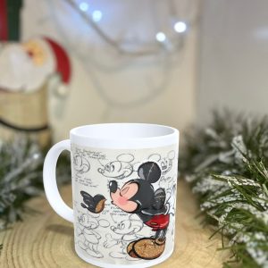 Canecas Disney: Encantos e Aventuras em Cada Gole